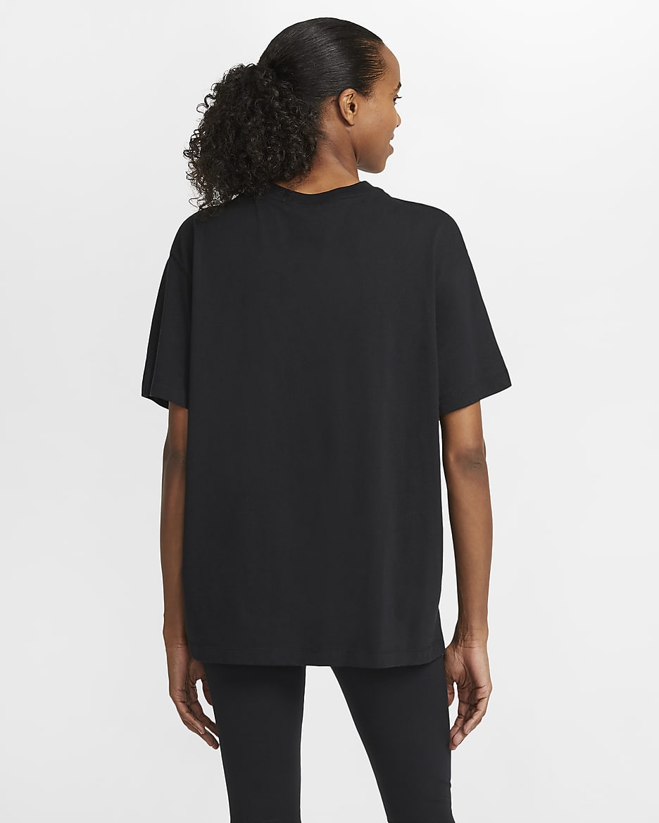 Nike boyfriend t shirt black hotsell